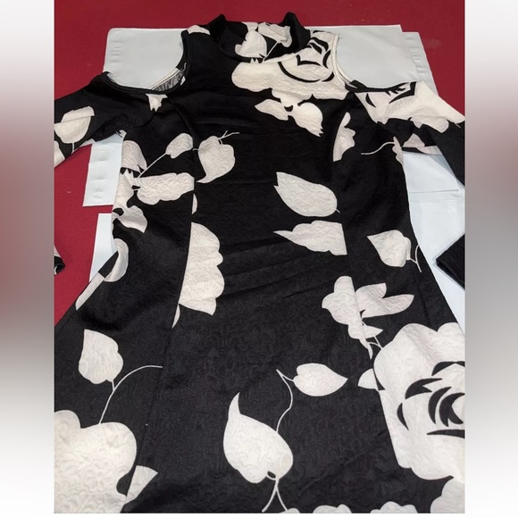 Aryeh Black Flowers DRESS Cold Shoulder A Line Stretchy Knit Mock Neck Flared L - Picture 5 of 11
